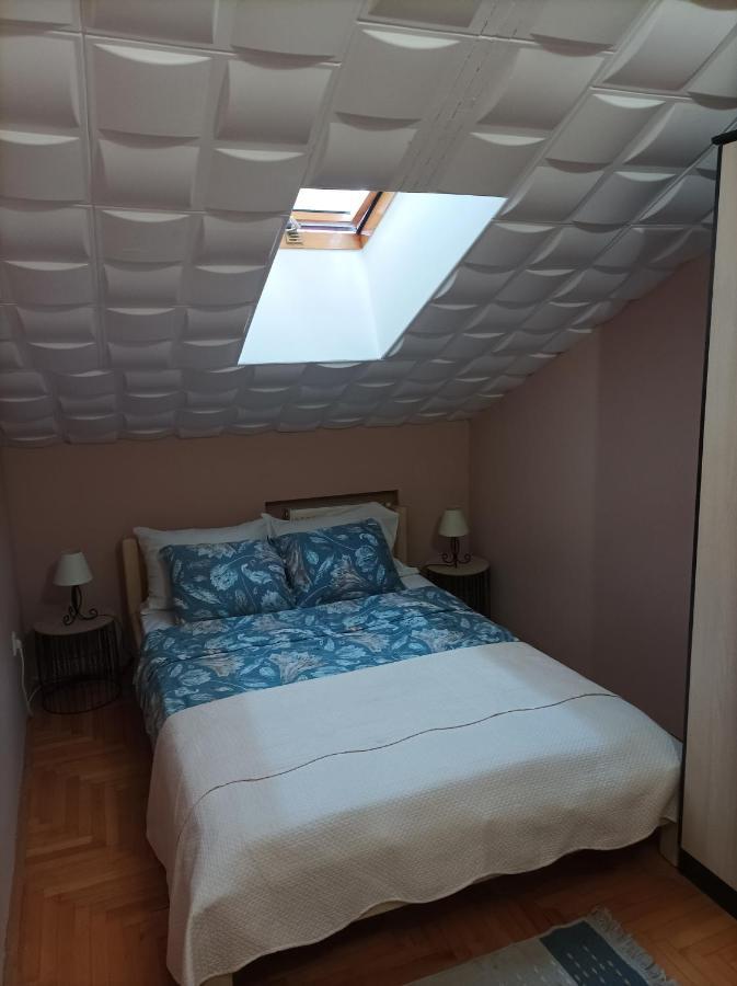 Ram1 Apartment Novi Sad Bagian luar foto