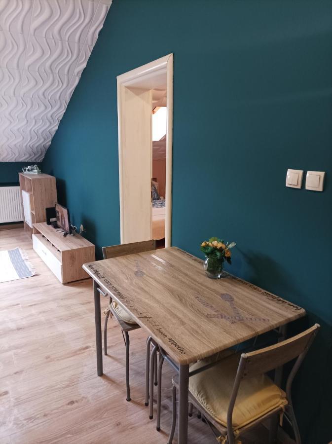 Ram1 Apartment Novi Sad Bagian luar foto